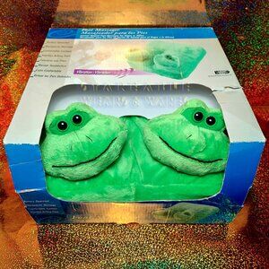 FROG PLUSH FOOT MASSAGER CUSHION green toad Limited Light vintage Wal-Mart RARE